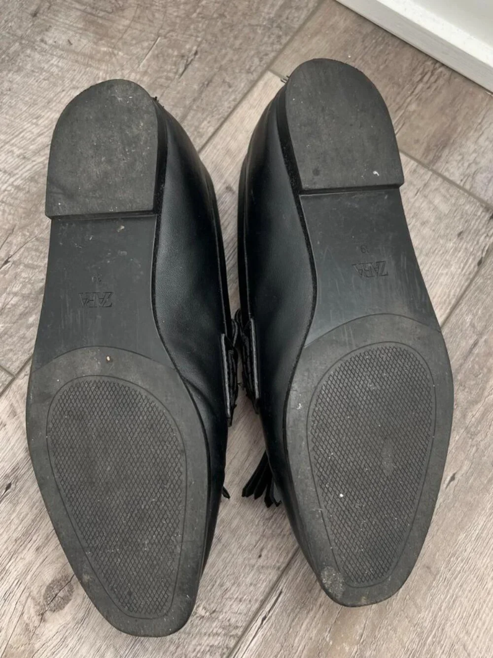 Zara Women's Black Loafers